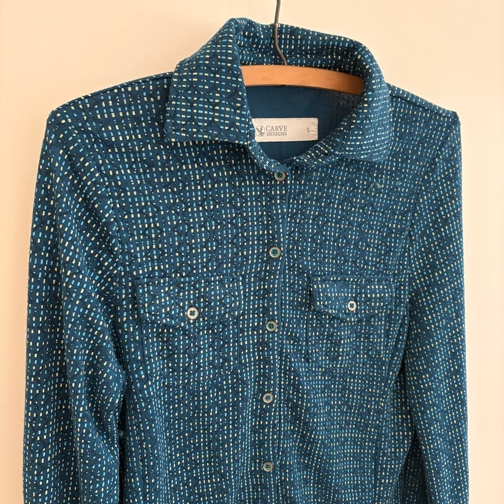 Carve Designs Long Sleeve Button Down - Picture 2 of 9